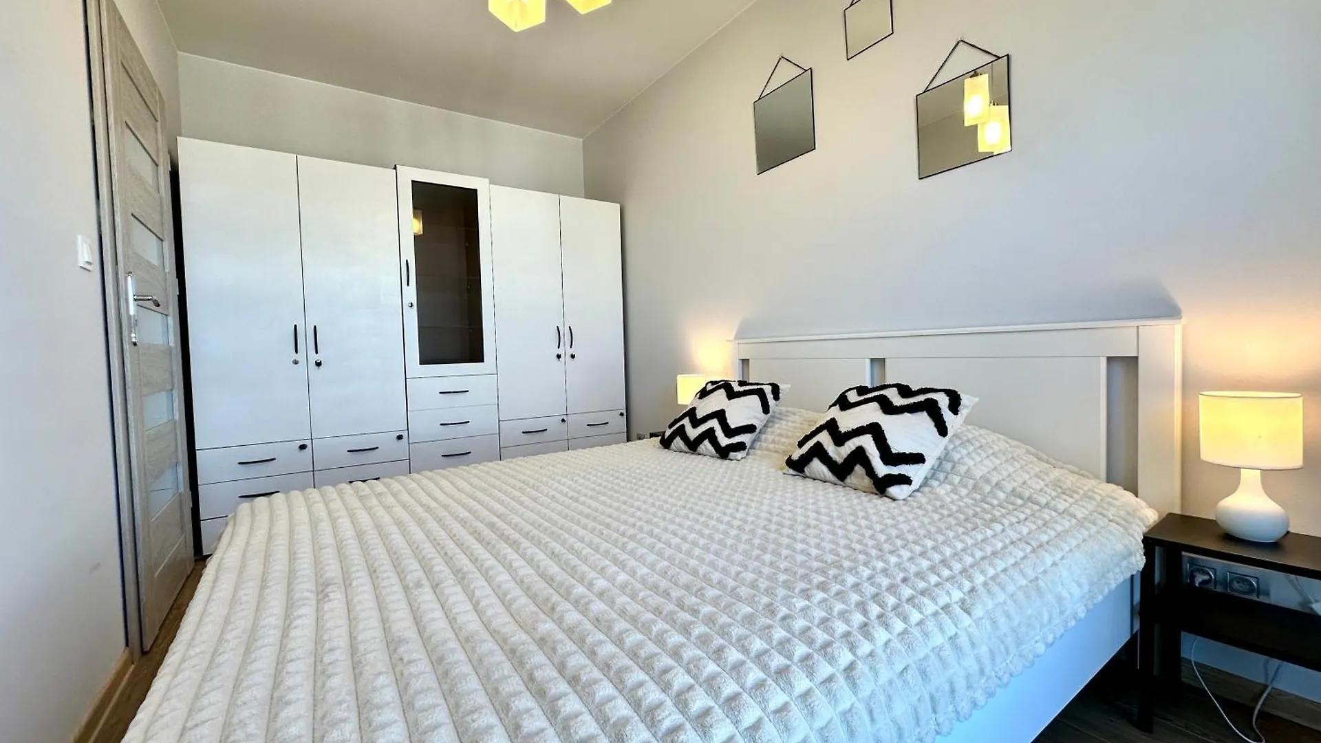 Jagielly Apartament Gdansk Poludnie شقة